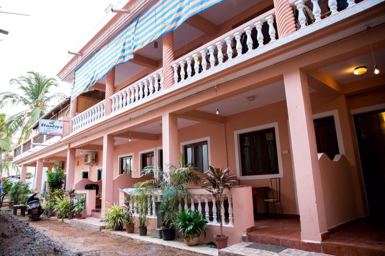 Stanleys Guest House Baga Εξωτερικό φωτογραφία