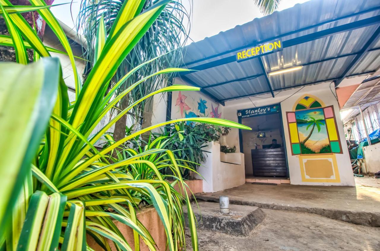Stanleys Guest House Baga Εξωτερικό φωτογραφία