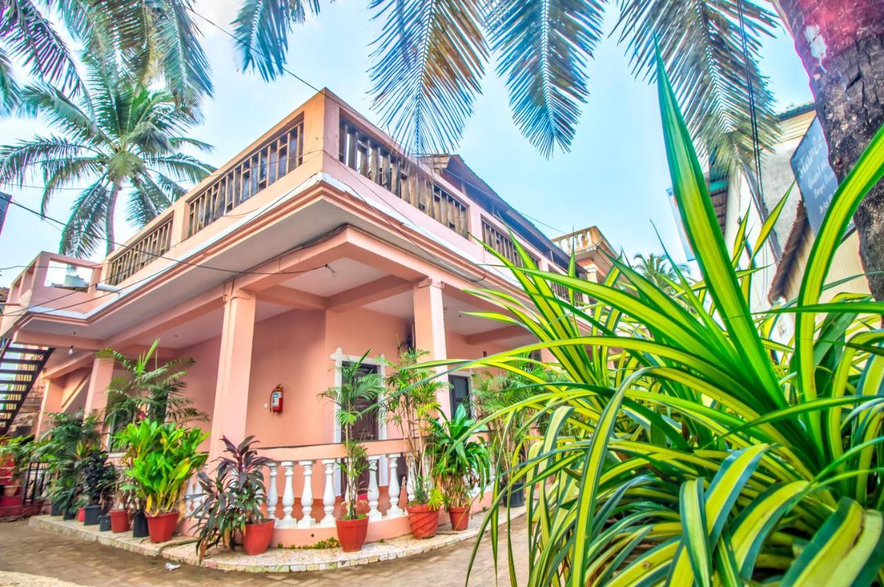 Stanleys Guest House Baga Εξωτερικό φωτογραφία