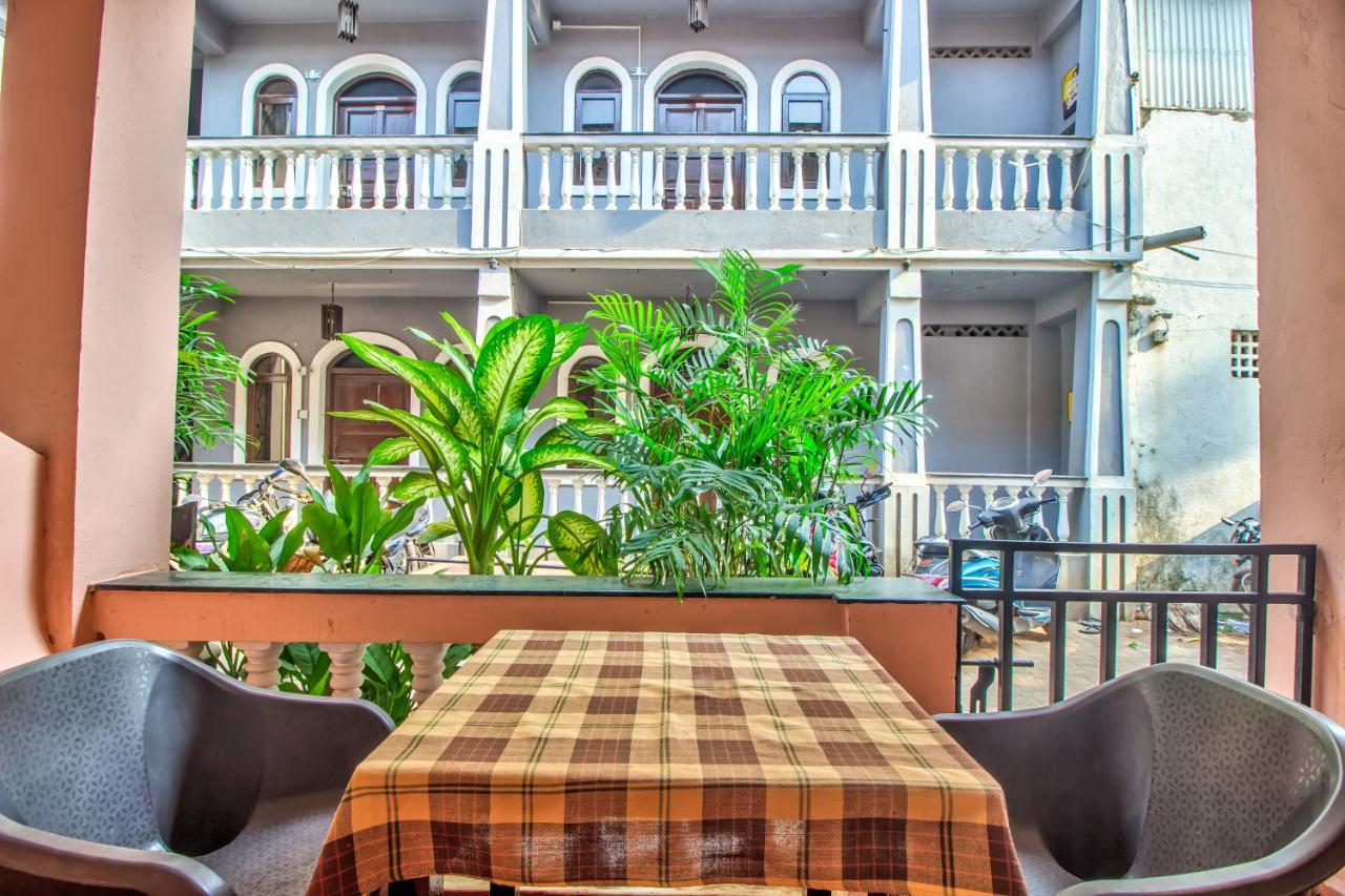 Stanleys Guest House Baga Εξωτερικό φωτογραφία